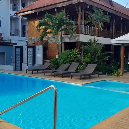 Ben Guesthouse Чианграй Экстерьер фото