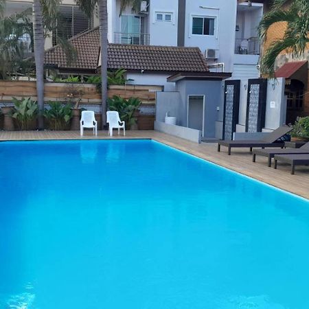 Ben Guesthouse Чианграй Экстерьер фото