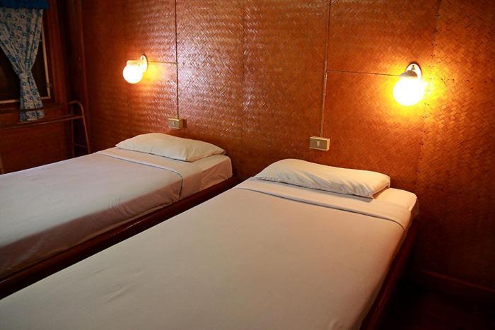 Ben Guesthouse Чианграй Экстерьер фото