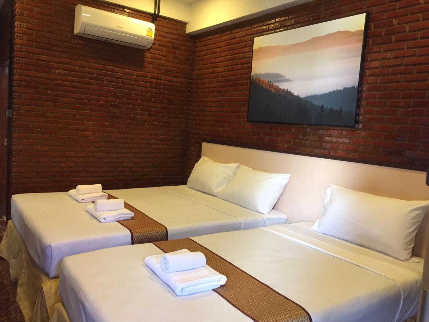 Ben Guesthouse Чианграй Экстерьер фото